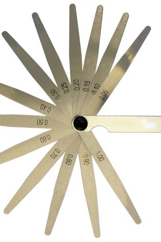 Metric Steel 13 Blade Feeler Gauge